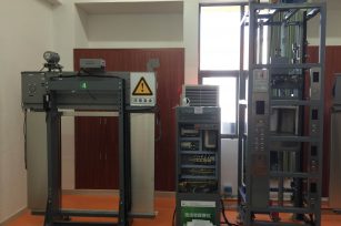 深圳技师学院PLC控制电梯实训室